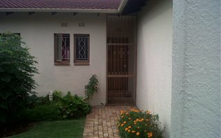 3 Bedroom House in Birchleigh North