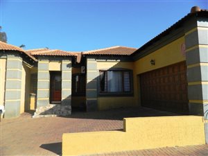 3 Bed Duet in Ninapark