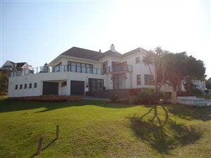 4 Bedroom House in Cove Rock