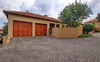 3 Bedroom Townhouse in Kyalami Hills