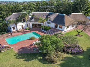 5 Bed House in Aurora