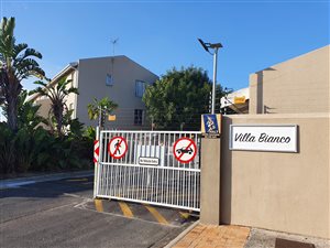 2 Bed Apartment in Oakglen