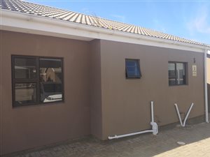 2 Bed Townhouse in Gonubie