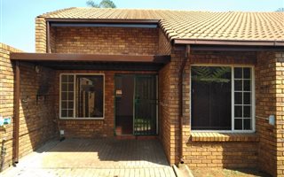 2 Bedroom Townhouse in Clubview