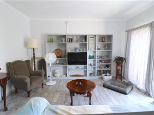 2 Bed Apartment in Oranjezicht