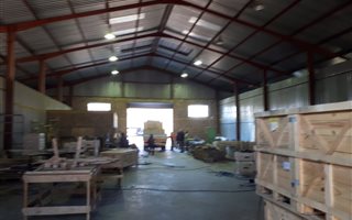 450 m² Industrial space in Brentwood