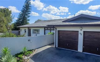 3 Bedroom House in Panorama