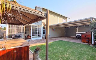 4 Bedroom Townhouse in Eveleigh
