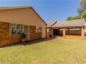 3 Bed House in Paul Krugers Resort