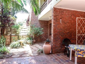 3 Bed Duplex in Glen Hills