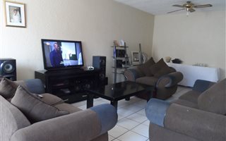 2 Bedroom Apartment in Hamberg