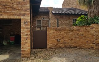 2 Bedroom Townhouse in Mayfield Park
