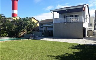 4 Bedroom House in Brighton Beach