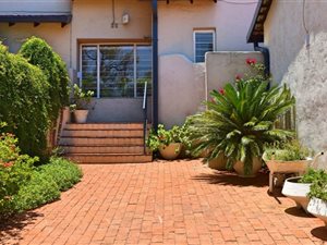 3 Bed Duplex in Parkmore