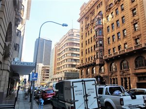 1 Bed Apartment in Johannesburg Central