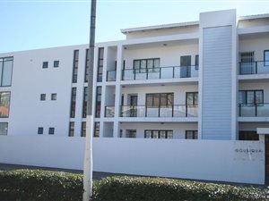 3 Bed Apartment in Mossel Bay Central