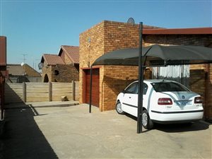 3 Bed House in Tembisa