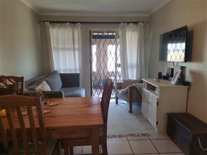 2 Bed Apartment in Oakglen