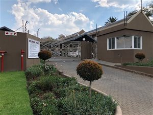 2 Bed Apartment in Melrose North