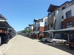 3 Bed Apartment in Greenstone Crest