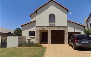 3 Bedroom House in Tijger Valley and surrounds