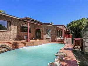 4 Bedroom House in Stirling