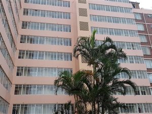 2 Bedroom Flat in Montclair