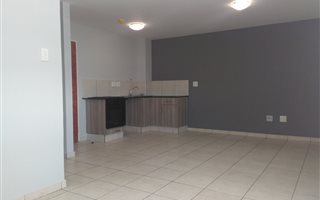 2 Bedroom Flat in Pinetown Central