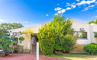 5 Bedroom House in Berg En Dal