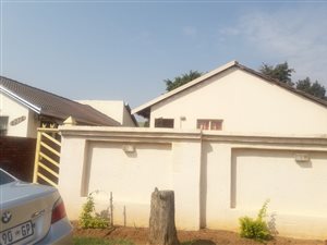 2 Bed House in Mabopane