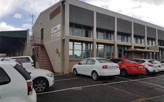2713 m² Industrial space in Paarden Eiland