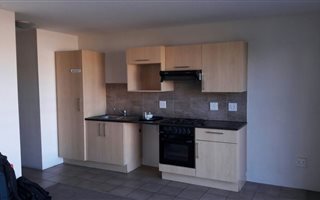 1 Bedroom Apartment in Zonnebloem