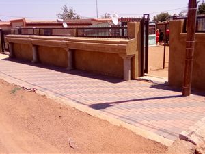 400 m² Land available in Soshanguve