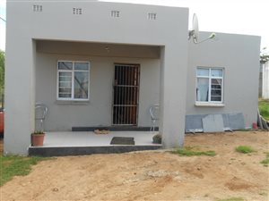 2 Bedroom House in Kwadwesi