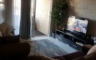 2 Bedroom Townhouse in Mulbarton
