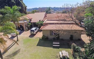 4 Bedroom House in Val de Grace