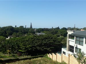 927 m² Land available in Shelly Beach
