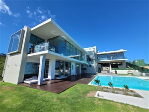 5 Bed House in Pinnacle Point Golf Estate