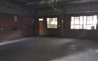 130 m² Industrial space in Alton