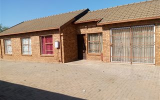 2 Bedroom House in Soshanguve