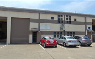 225 m² Industrial space in Springfield Park