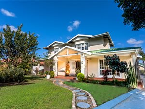 4 Bed House in Mount Edgecombe Country Club Estate 1