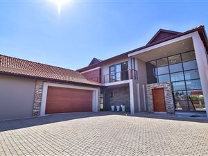 4 Bed House in Izinga Estate