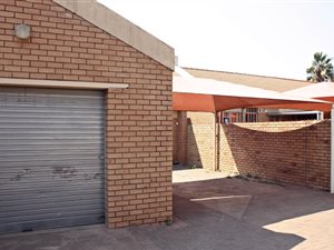 2 Bed Townhouse in Lydenburg