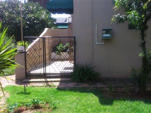 Studio apartment in Hazel Park