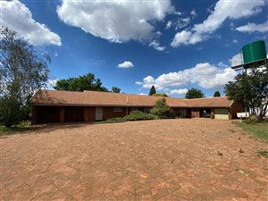 4 Bed House in Marabeth