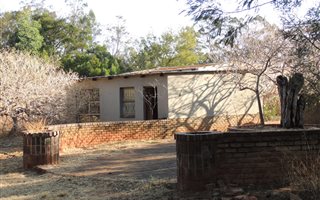 4 ha Farm in Golf View AH