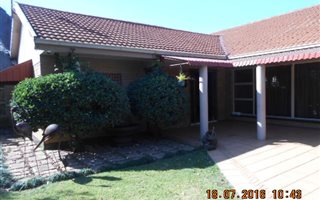 2.1 ha Farm in Glendonald AH