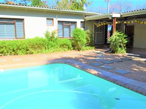 6 Bed House in La Colline