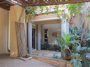 1 Bed Apartment in Kameeldrift East